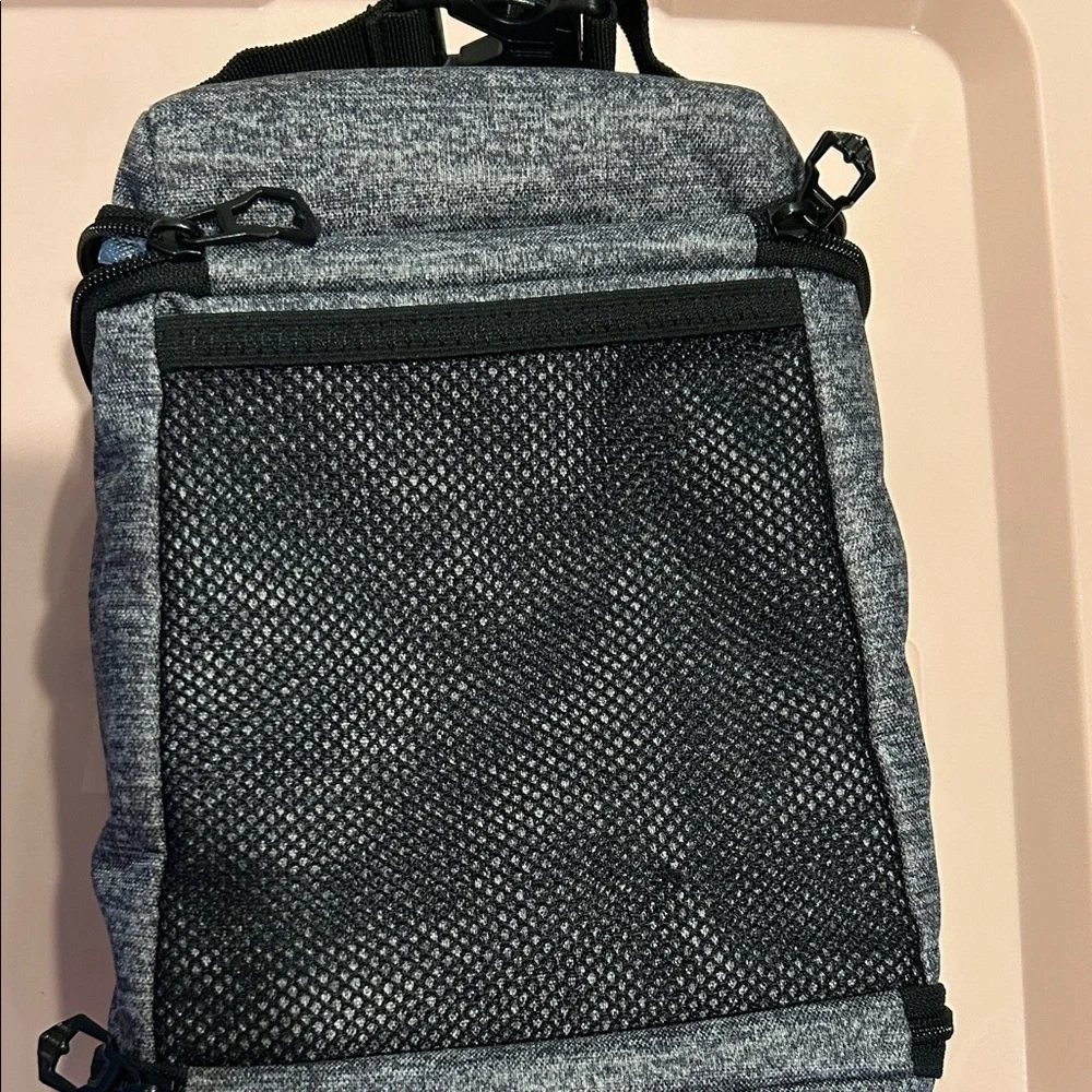 Adidas Heathered Gray Insulated Lunch Bag/6